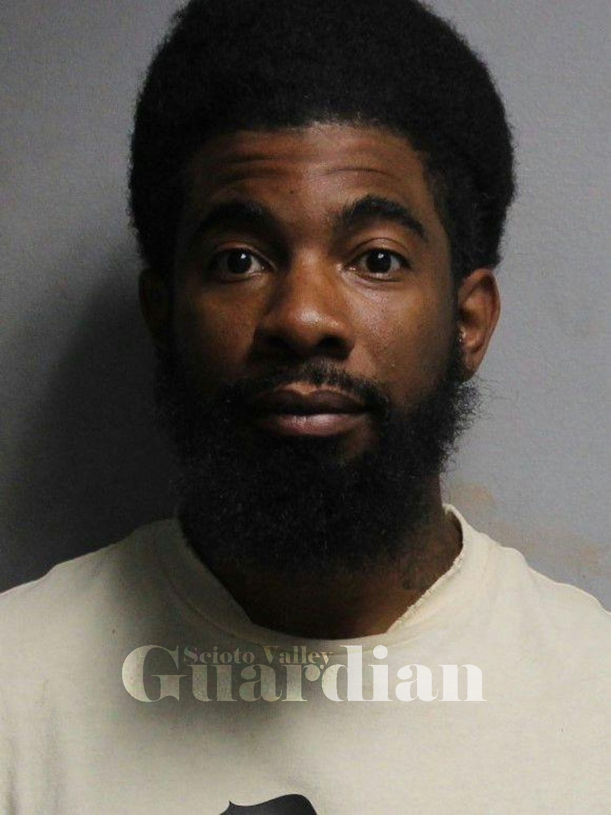 Glover, Dejuan