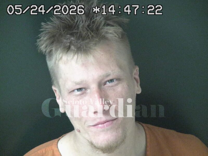 Dennon, Kevin Lee