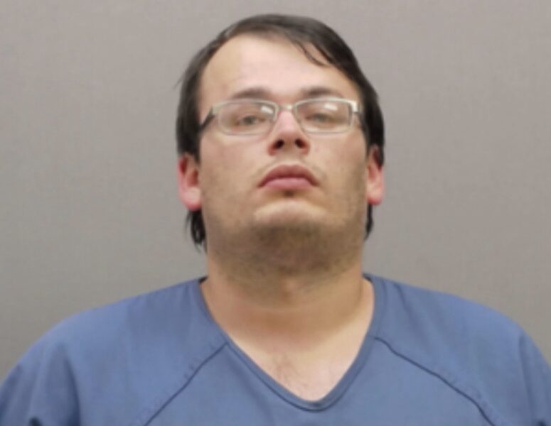 Local man indicted for threatening to shoot county judge