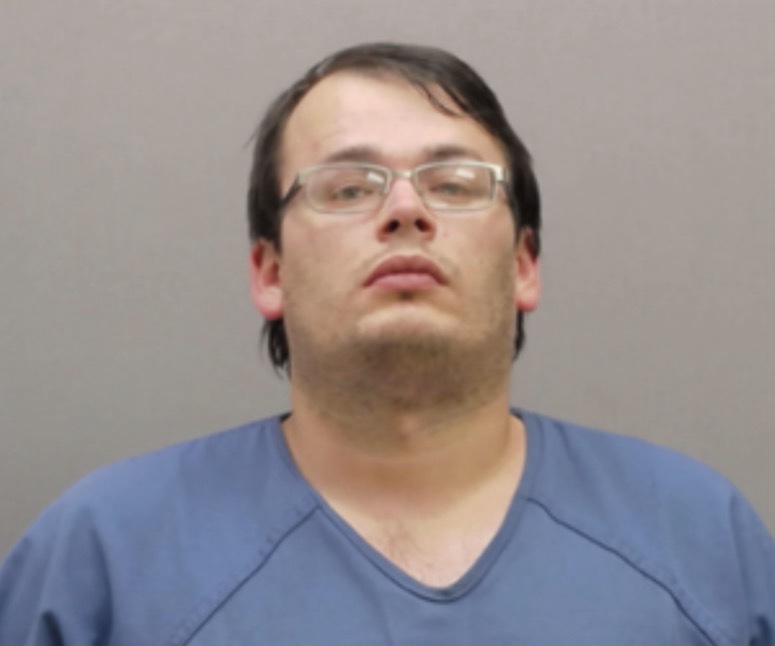 Local man indicted for threatening to shoot county judge