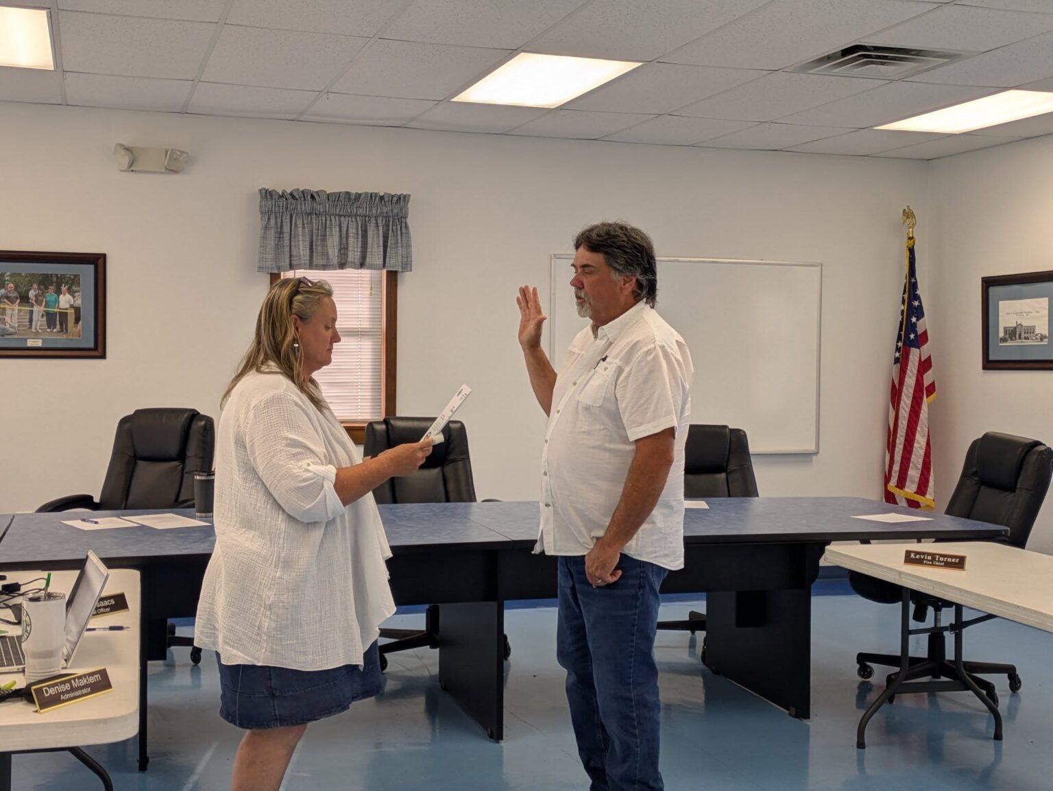 Shane Garr sworn in as Jackson Township trustee