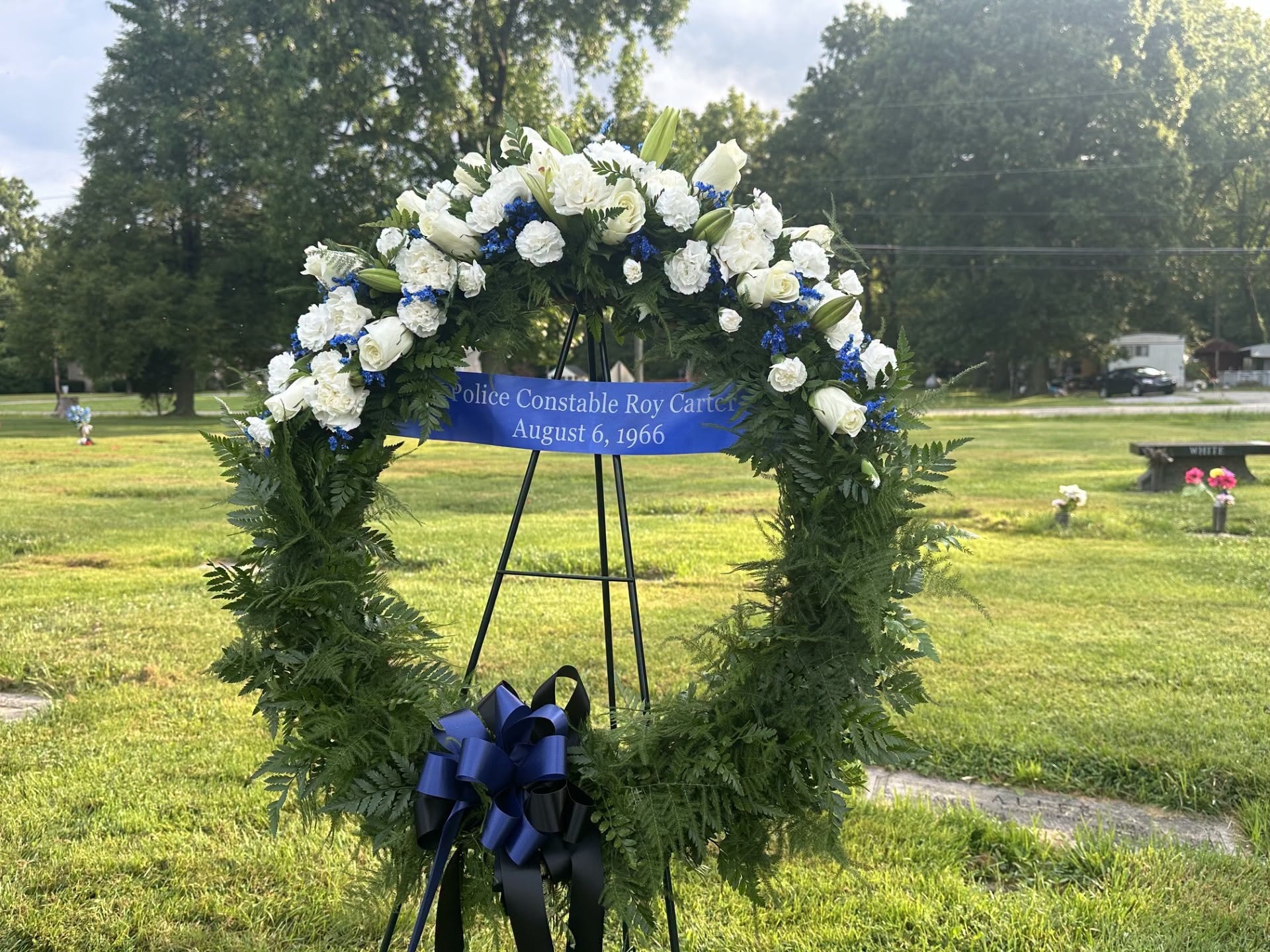 A memorial wreath honoring Constable Roy Carter
